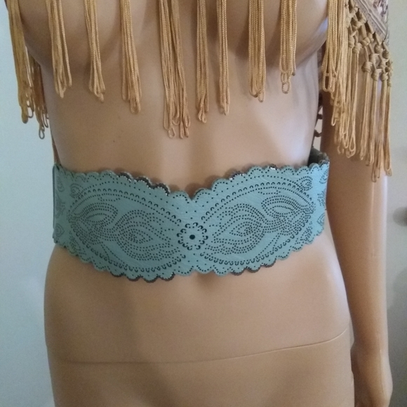 Fashion Belt - Picture 2 of 6